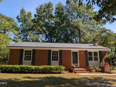 /international/us/904-n-lee-street-zebulon-nc-110110406743/