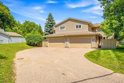 /international/us/907-monterey-drive-shoreview-mn-110108767431/