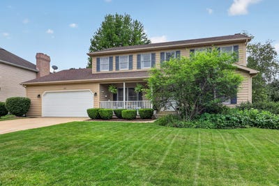 /international/us/154-n-buckingham-drive-sugar-grove-il-110108720189/