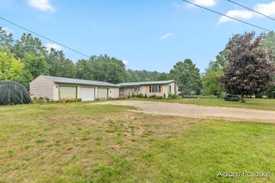 /international/us/151-cedar-street-sand-lake-mi-110101258152/?lang=zh-tw
