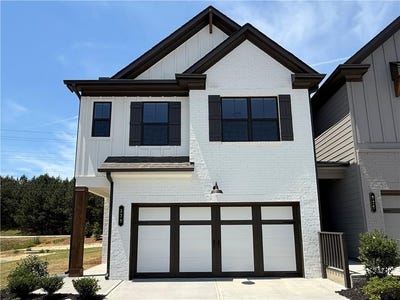 /international/us/auburn-ga-110107854686/