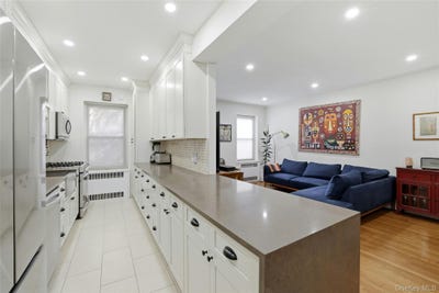 /international/us/25-40-31st-avenue-astoria-ny-110104516687/