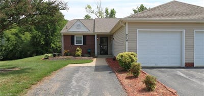 /international/us/214-troonsway-road-winston-salem-nc-110108480540/