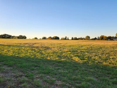 /international/us/county-road-2813-eustace-tx-110108385053/