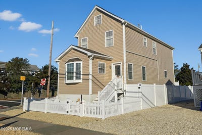 /international/us/111-president-avenue-lavallette-nj-110107406427/