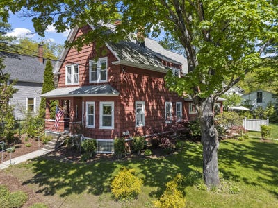 /international/us/131-gamage-avenue-auburn-me-110108382180/