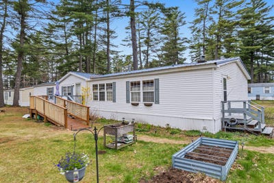 /international/us/33-theodore-drive-brunswick-me-110107851486/