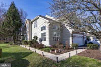 /international/us/256-torrey-pine-court-west-chester-pa-110098494080/