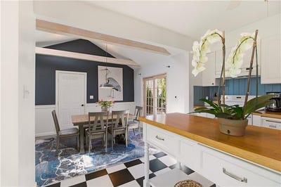 /international/us/415-wapping-road-portsmouth-ri-110108142657/