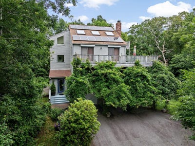 /international/us/15-nonantum-road-plymouth-ma-110100947939/