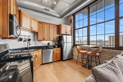 /international/us/1901-e-hennepin-avenue-minneapolis-mn-110120529397/