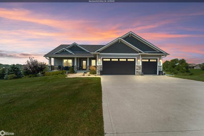 /international/us/213-mccormick-avenue-rhodes-ia-110109942999/