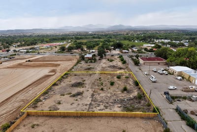 /international/us/613a-eloy-martinez-lane-espanola-nm-110110185879/