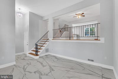 /international/us/9236-sand-creek-court-burke-va-110119964661/