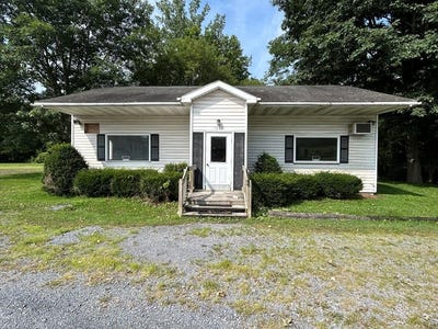 /international/us/1080-s-main-street-mansfield-pa-110103888833/