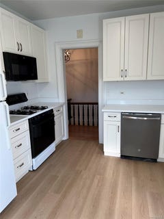 /international/us/11-maurice-avenue-ossining-ny-110108452183/