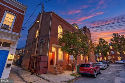 /international/us/144-e-clement-street-e-baltimore-md-110110221543/