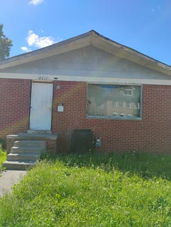 /international/us/4211-elmhurst-detroit-mi-110099882276/