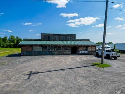 /international/us/880-newport-gray-rd-newport-ny-110109506465/