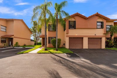 /international/us/942-sw-113th-terrace-pembroke-pines-fl-110120415906/