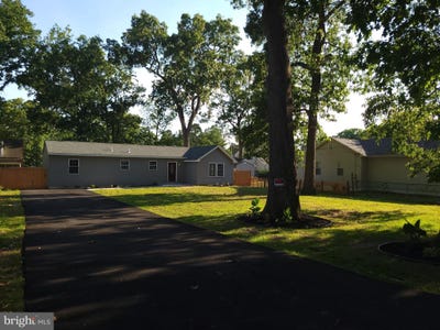/international/us/140-e-9th-avenue-pine-hill-nj-110108768961/