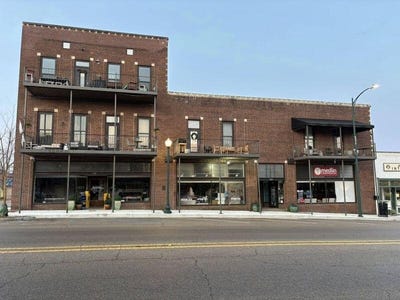 /international/us/130-132-w-bankhead-st-new-albany-ms-110106430795/