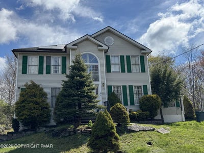 /international/us/9696-stony-hollow-drive-tobyhanna-pa-110107895885/