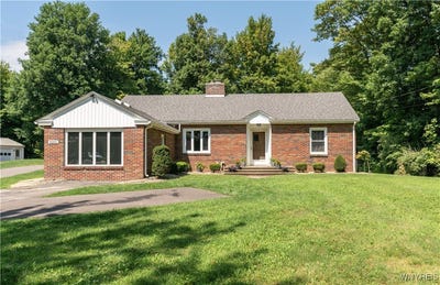/international/us/4252-quinby-drive-hamburg-ny-110099922415/