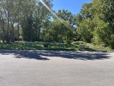 /international/us/372-conover-court-howell-mi-110120002257/