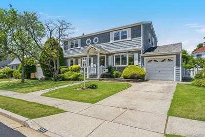 /international/us/216-gardner-avenue-jericho-ny-110109026646/