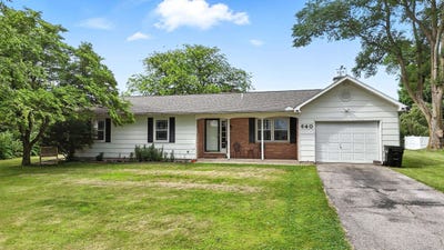 /international/us/640-w-bellefountaine-road-pleasant-lake-in-110100678147/