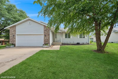 /international/us/304-nw-park-26th-street-waverly-ia-110101090633/