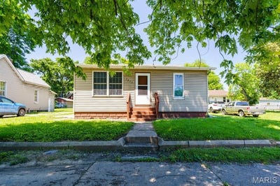 /international/us/2627-lincoln-avenue-granite-city-il-110108076717/