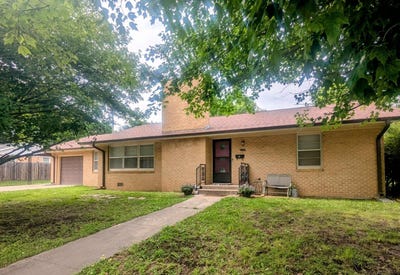 /international/us/402-w-walnut-chanute-ks-110100056641/