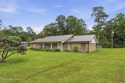 /international/us/439-poplar-springs-road-mendenhall-ms-110108172072/