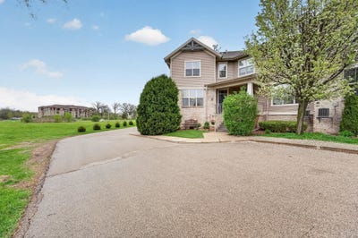 /international/us/326-e-hill-parkway-madison-wi-110107699017/