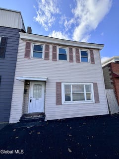 /international/us/1333-broadway-watervliet-ny-110105218421/