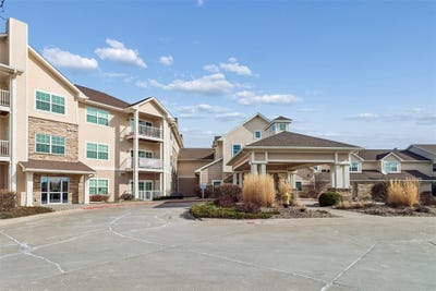 /international/us/600-e-hillcrest-avenue-indianola-ia-110106695870/