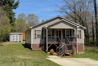 /international/us/803-leach-avenue-thomasville-nc-110104513929/