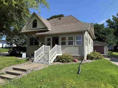 /international/us/916-diagonal-street-highland-wi-110101192599/