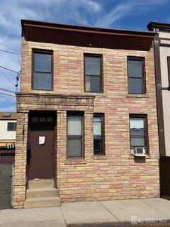 /international/us/4311-newkirk-avenue-north-bergen-nj-110120424871/