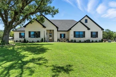 /international/us/2016-feather-lane-weatherford-tx-110100478244/