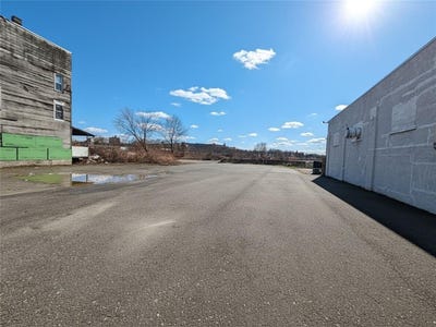 /international/us/159-conklin-avenue-binghamton-ny-110107007299/
