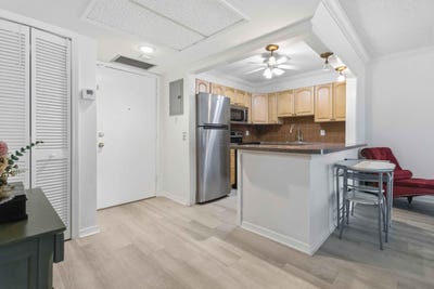 /international/us/259-s-cypress-road-pompano-beach-fl-110107762401/