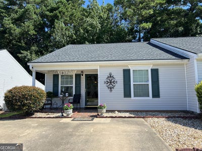 /international/us/1711-summerwoods-lane-griffin-ga-110107356390/
