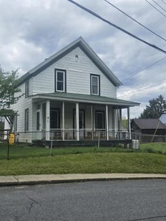 /international/us/69-cossey-street-ticonderoga-ny-110107690973/