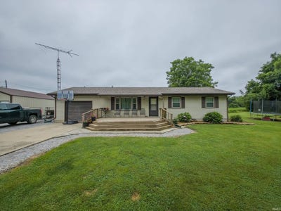 /international/us/11288-e-1020-lane-mount-carmel-il-110108960522/