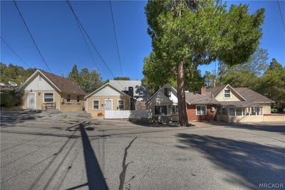 /international/us/23754-pioneer-camp-road-crestline-ca-110120156961/