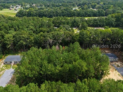 /international/us/firethorn-court-eutawville-sc-110109956042/
