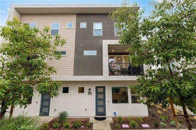 /international/us/26799-keystone-loop-valencia-ca-110107515397/